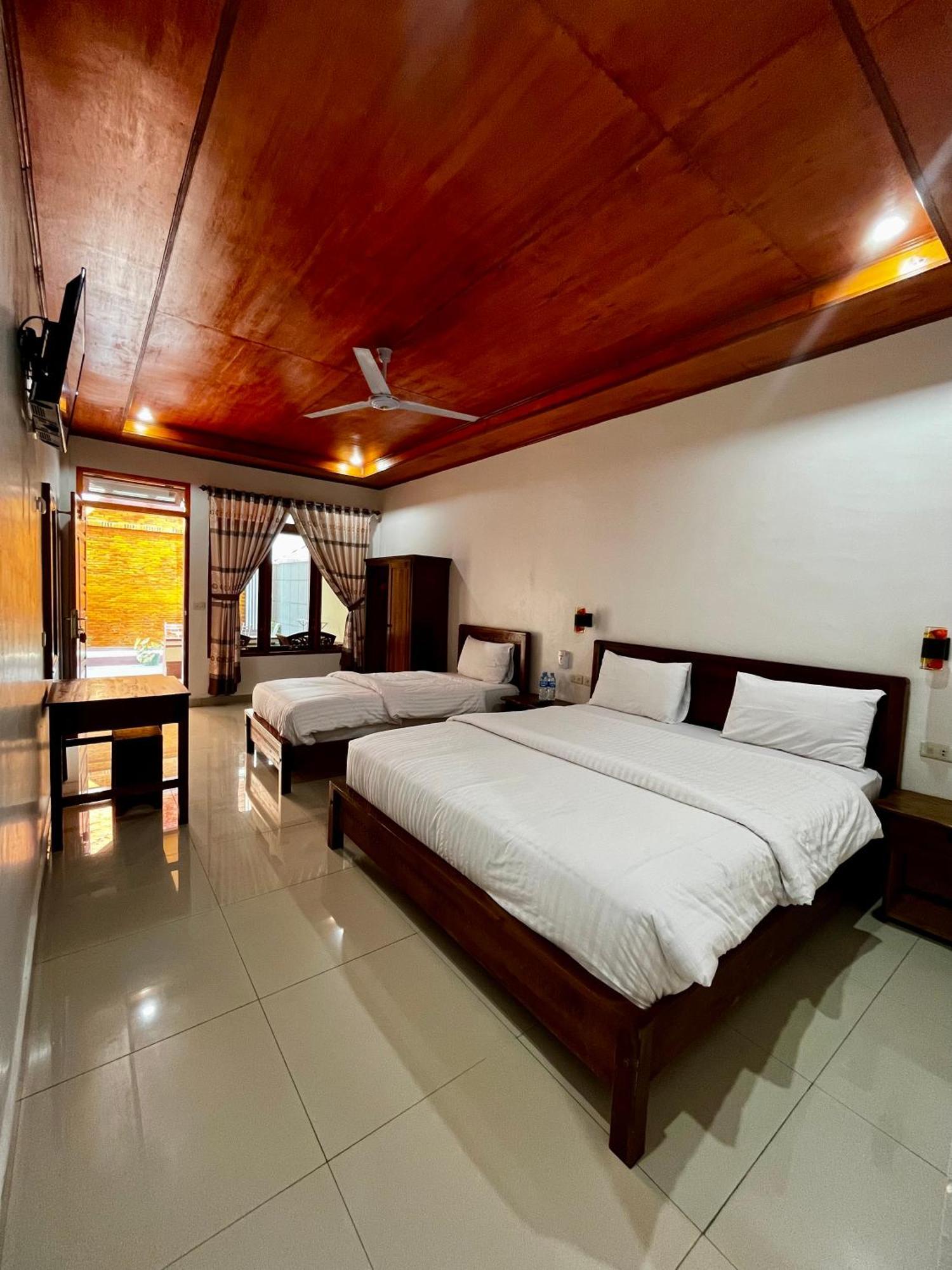 Gokhon Guest House Tuk Tuk Exterior foto